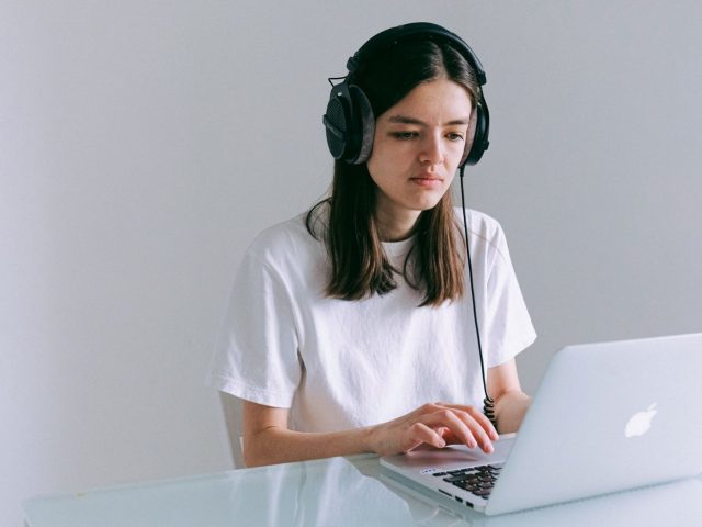 Comparer les plateformes de formation en ligne