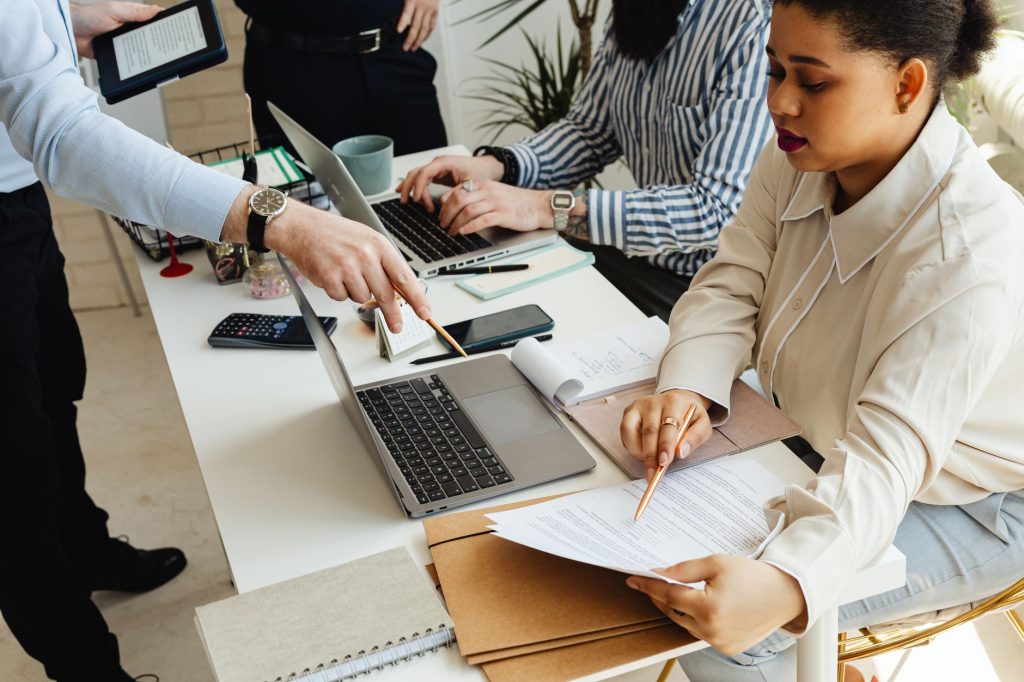 Formation carrossier débutant : l'essentiel à retenir