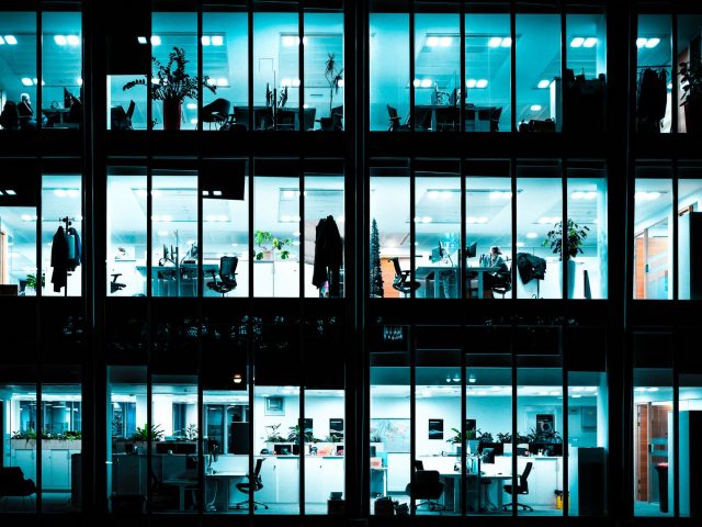 Comment bénéficier du Plan national pour l’emploi dans l’industrie de défense ?